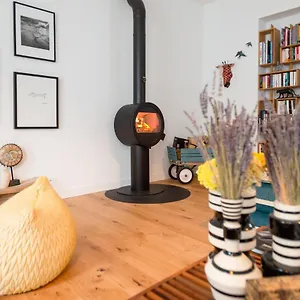 Bed & Breakfast Maison Triton Et Porcelaine