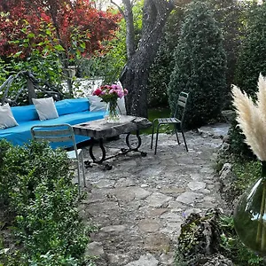 Le Priolat Des Anges Aux Portes Des Gorges Du Verdon Bed & Breakfast